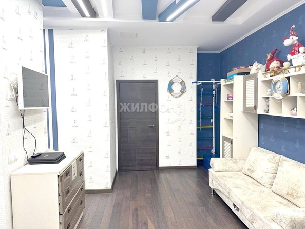 
   Продам 4-комнатную, 123.2 м², Щорса ул, 9/1

. Фото 5.