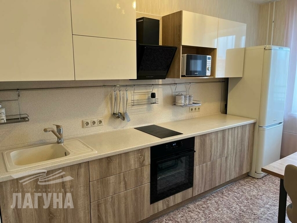 
  Сдам в аренду 2-комнатную квартиру, 59.1 м², Томск

. Фото 7.