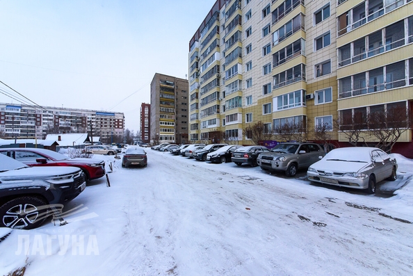 
   Продам 1-комнатную, 49.1 м², Любы Шевцовой ул, 15

. Фото 3.