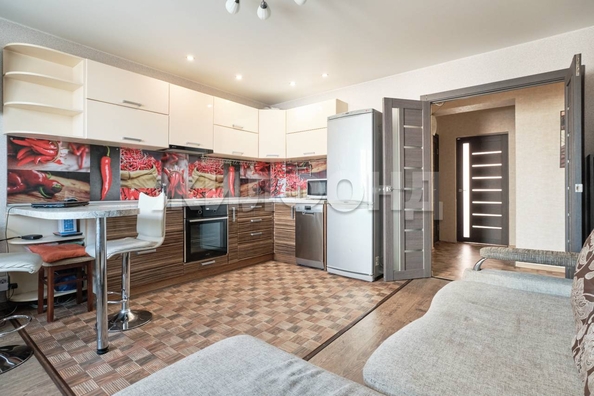 
   Продам 2-комнатную, 60 м², Ново-Станционный пер, 30

. Фото 2.