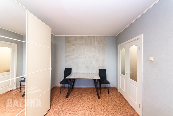 
   Продам 2-комнатную, 39 м², Обручева ул, 12

. Фото 16.