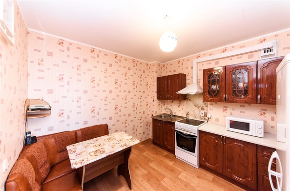 
   Продам 2-комнатную, 49.2 м², Любы Шевцовой ул

. Фото 1.