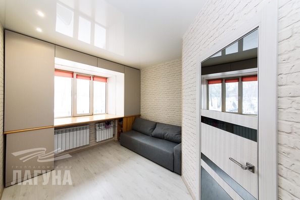 
   Продам 3-комнатную, 104.8 м², Гоголя ул, 55

. Фото 4.