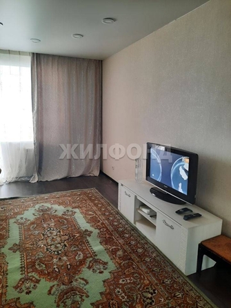 
   Продам 1-комнатную, 32.9 м², Старо-Деповская ул, 1

. Фото 3.