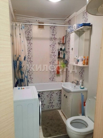 
   Продам 1-комнатную, 32.9 м², Старо-Деповская ул, 1

. Фото 6.