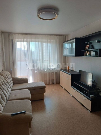 
   Продам 1-комнатную, 39 м², Дальне-Ключевская ул, 16а

. Фото 2.