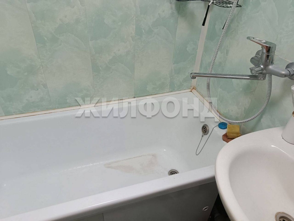 
   Продам 1-комнатную, 39 м², Дальне-Ключевская ул, 16а

. Фото 10.