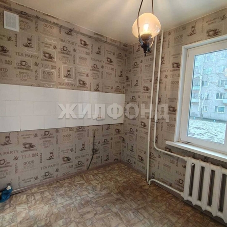 
   Продам 2-комнатную, 37 м², Ференца Мюнниха ул, 12

. Фото 2.