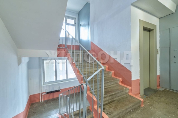 
   Продам 1-комнатную, 36.5 м², Сибирская ул, 33

. Фото 16.