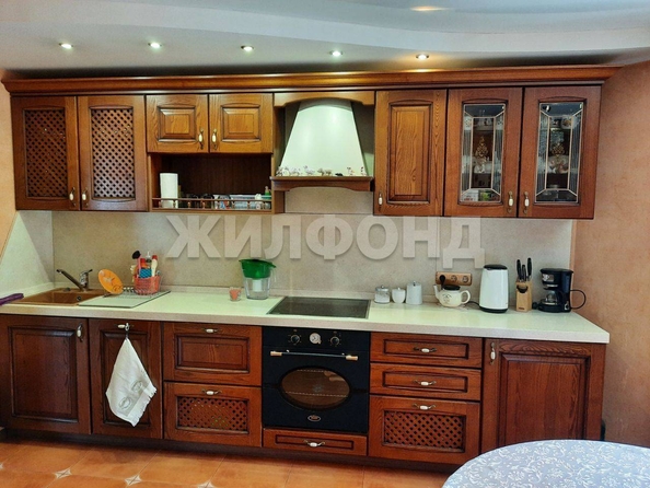 
   Продам 2-комнатную, 84.7 м², Интернационалистов ул, 8/2

. Фото 2.