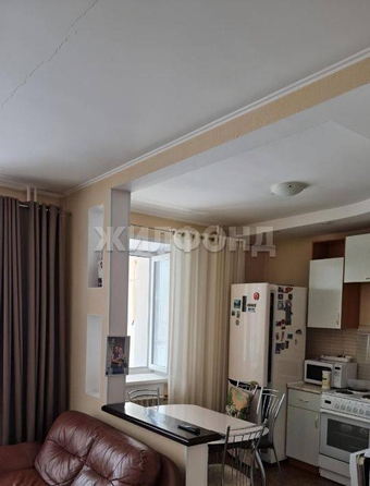 
   Продам 2-комнатную, 64 м², Чкалова ул, 18

. Фото 1.