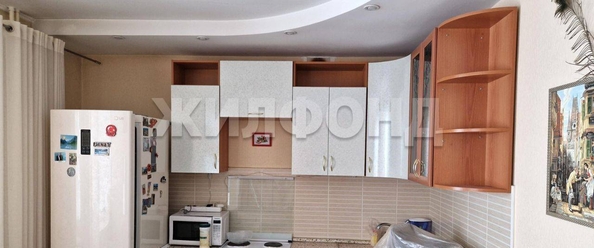 
   Продам 2-комнатную, 64 м², Чкалова ул, 18

. Фото 3.
