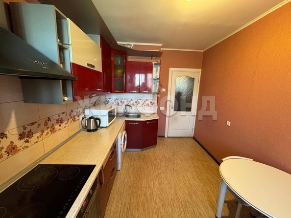 
   Продам 2-комнатную, 60.9 м², Урожайный пер, 32

. Фото 5.
