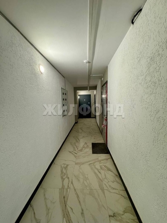 
   Продам 2-комнатную, 52 м², Аркадия Иванова ул, 21

. Фото 4.
