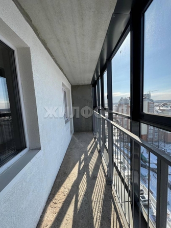 
   Продам 2-комнатную, 52 м², Аркадия Иванова ул, 21

. Фото 15.