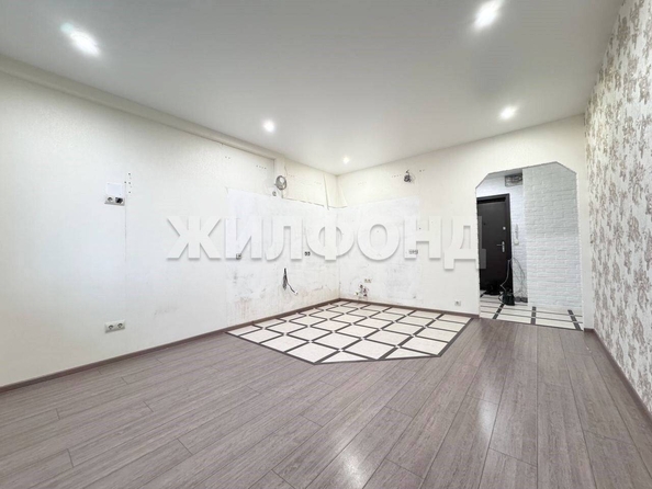 
   Продам 2-комнатную, 60 м², Герасименко ул, 1/20

. Фото 3.