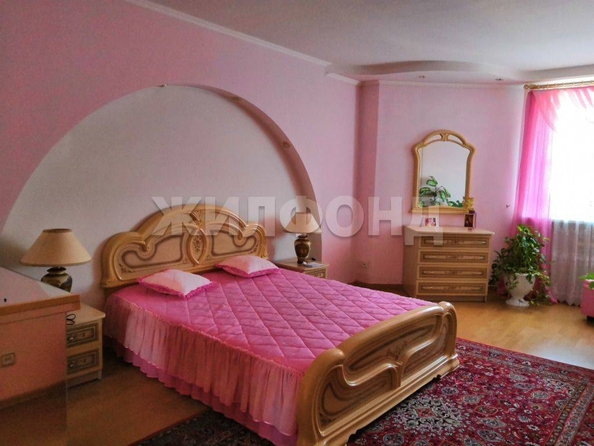 
   Продам 3-комнатную, 110 м², Тихий пер, 28

. Фото 2.