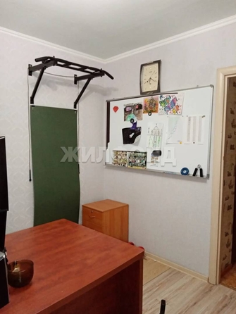 
   Продам 3-комнатную, 67.7 м², Киевская ул, 28

. Фото 8.