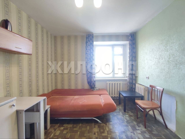 
   Продам комнату, 13.3 м², Енисейская ул, 4

. Фото 2.