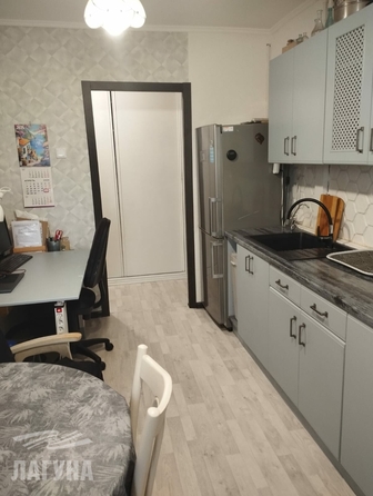 
  Сдам в аренду 1-комнатную квартиру, 40 м², Томск

. Фото 2.
