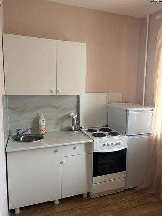 
  Сдается 1-комн. квартира, 35.5 м², Титова ул
. Фото 1.