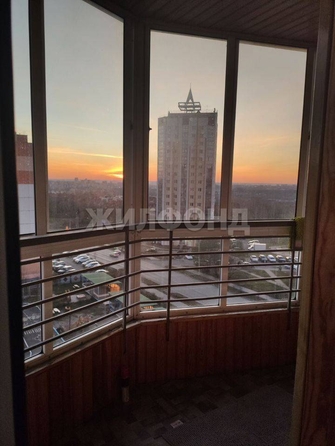 
  Продается 2-комн. квартира, 64 м², Павла Нарановича ул, д. 6
. Фото 13.