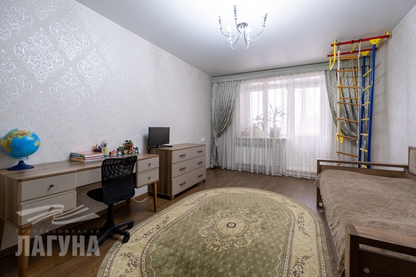 
  Продается 3-комн. квартира, 107.9 м², Аркадия Иванова ул, д. 27
. Фото 11.