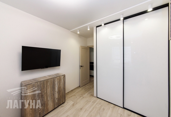 
  Продается 3-комн. квартира, 59.6 м², Андрея Крячкова ул, д. 45
. Фото 1.