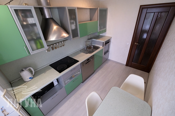 
  Продается 3-комн. квартира, 65.8 м², Елизаровых ул, д. 70
. Фото 10.