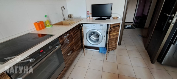
  Сдается 2-комн. квартира, 53 м², Сибирская ул, д. 56
. Фото 5.
