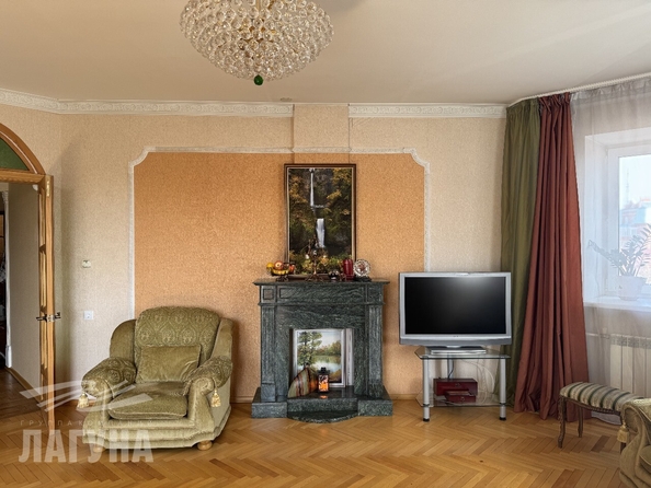 
  Сдается 3-комн. квартира, 109 м², Пионерский пер, д. 10
. Фото 19.