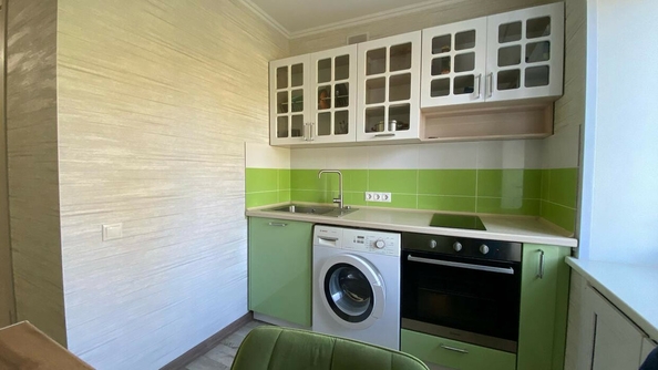 
  Продается 1-комн. квартира, 45.7 м², Смирнова ул, д. 36
. Фото 1.