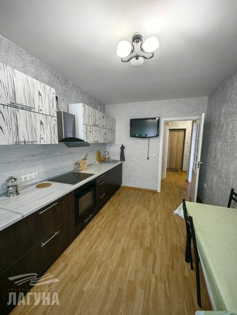 
  Сдается 1-комн. квартира, 42.3 м², Сибирская ул, д. 116
. Фото 1.