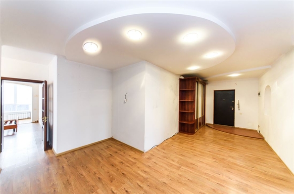 
  Продается 3-комн. квартира, 106.5 м², Ференца Мюнниха ул
. Фото 5.
