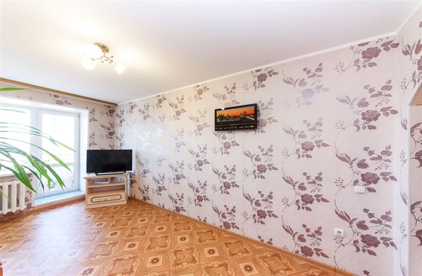 
  Продается 2-комн. квартира, 49.2 м², Любы Шевцовой ул
. Фото 2.