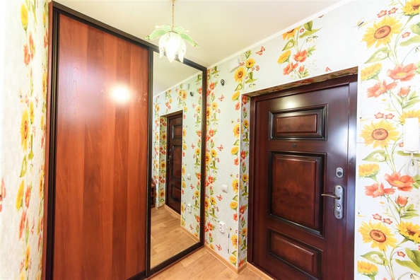 
  Продается 2-комн. квартира, 49.2 м², Любы Шевцовой ул
. Фото 18.