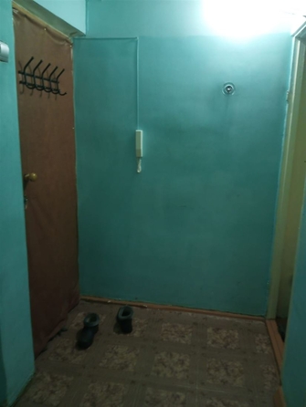 
  Продается 3-комн. квартира, 47.7 м², Нефтяников ул
. Фото 4.