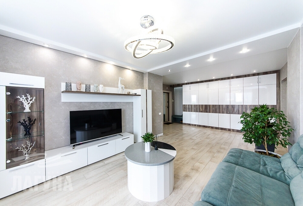 
  Продается 3-комн. квартира, 86.5 м², Андрея Крячкова ул, д. 37
. Фото 5.