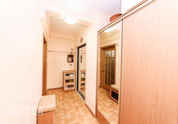 
  Продается 3-комн. квартира, 82.5 м², Ивана Черных ул, д. 34
. Фото 10.