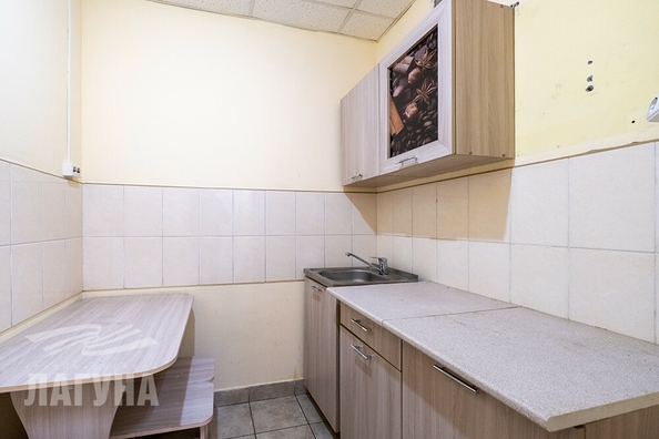 
  Сдается универсальное помещение, 61 м², Урожайный пер, д. 30
. Фото 4.