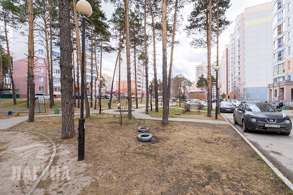 
  Продается 3-комн. квартира, 76.8 м², Урожайный пер, д. 30
. Фото 3.