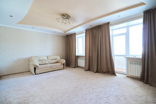 
  Продается 4-комн. квартира, 177 м², Водяная ул, д. 45
. Фото 4.
