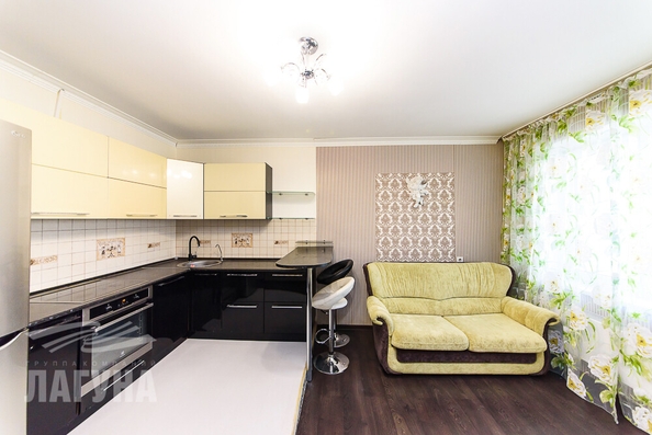 
  Продается 2-комн. квартира, 52 м², Заречная 1-я ул, д. 53
. Фото 6.