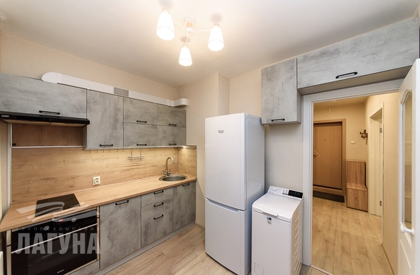 
  Продается 1-комн. квартира, 35 м², Андрея Крячкова ул, д. 17
. Фото 9.