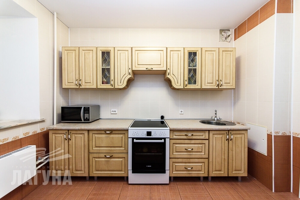 
  Продается 2-комн. квартира, 56.7 м², Сибирская ул, д. 98
. Фото 12.