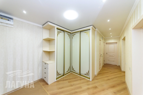 
  Продается 3-комн. квартира, 83.5 м², Архитектора Василия Болдырева ул, д. 4
. Фото 13.