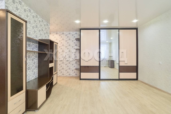 
  Продается 1-комн. квартира, 29.7 м², Кольцевой проезд, д. 14
. Фото 4.