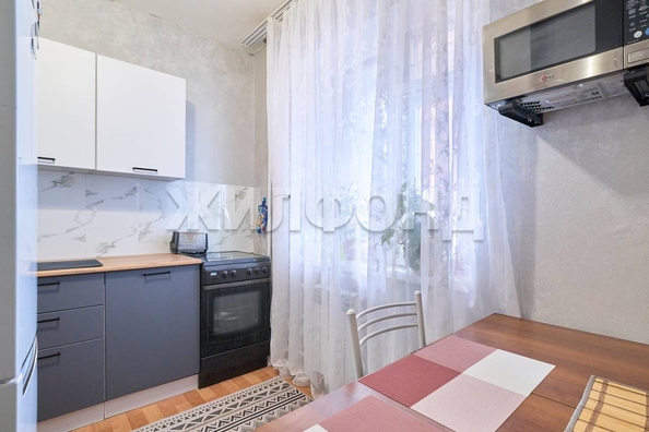 
  Продается 1-комн. квартира, 36.37 м², Иркутский тракт, д. 17
. Фото 4.