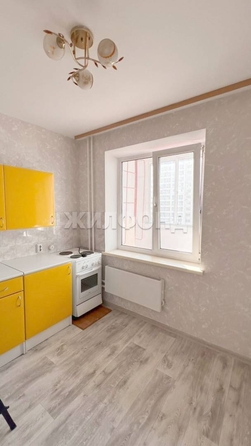 
  Продается 1-комн. квартира, 39.5 м², Степана Разина ул, д. 14
. Фото 4.