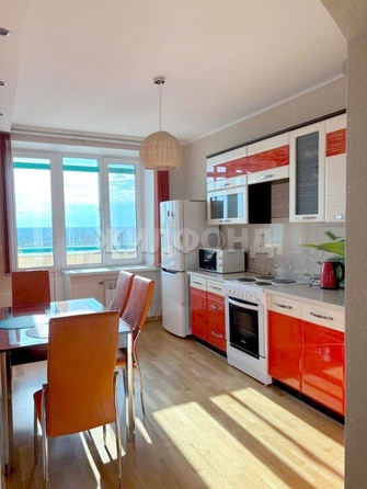 
  Продается 1-комн. квартира, 42.8 м², Советская ул, д. 90
. Фото 1.